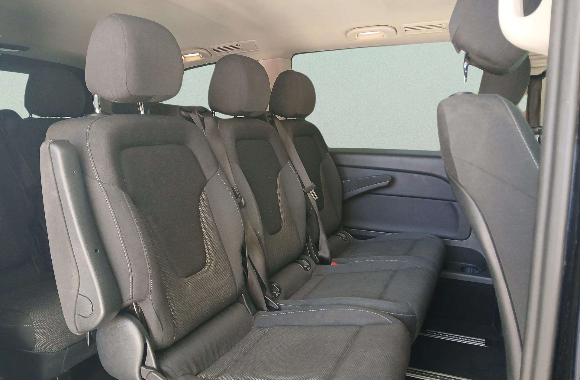 Mercedes-Benz Clase V 200 d Compacto 8 plazas - foto 14