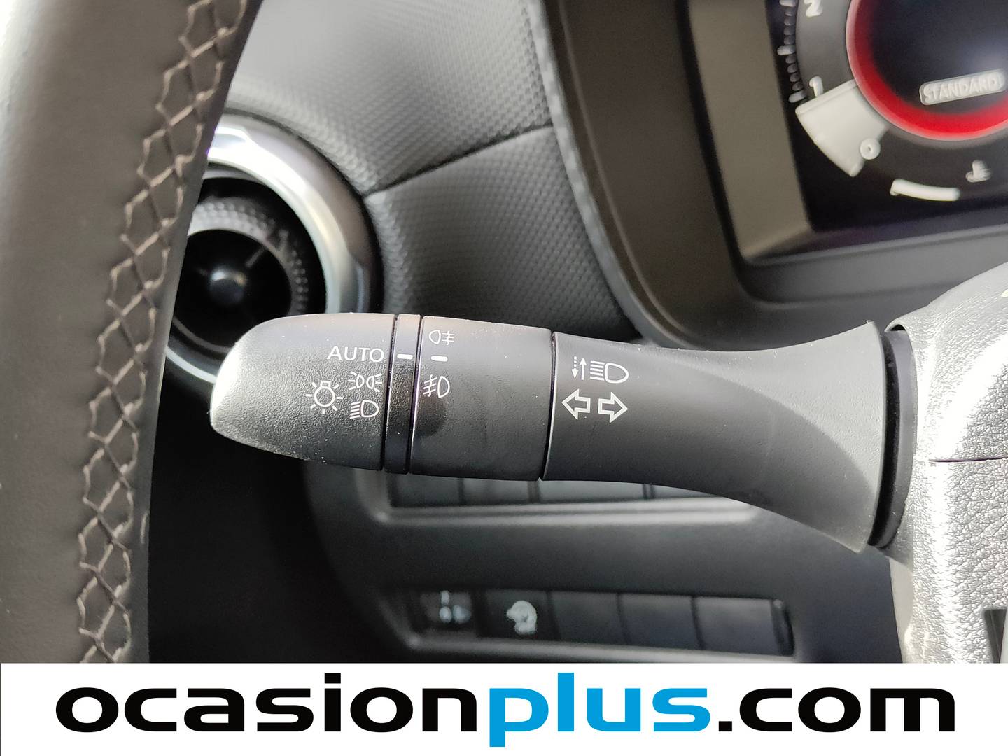 Foto Nissan JUKE Nissan Juke DIG-T N-Connecta 4x2 (114 CV)