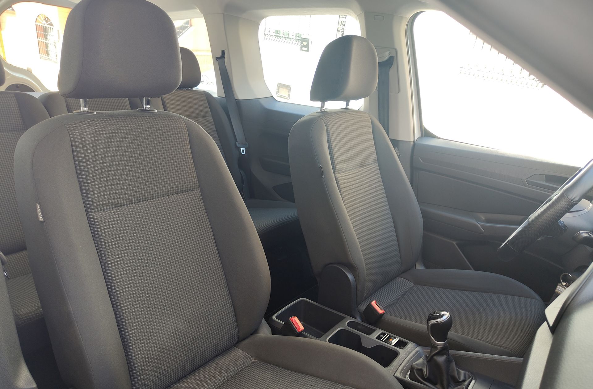 Volkswagen Caddy 2.0 TDI BMT - foto 11