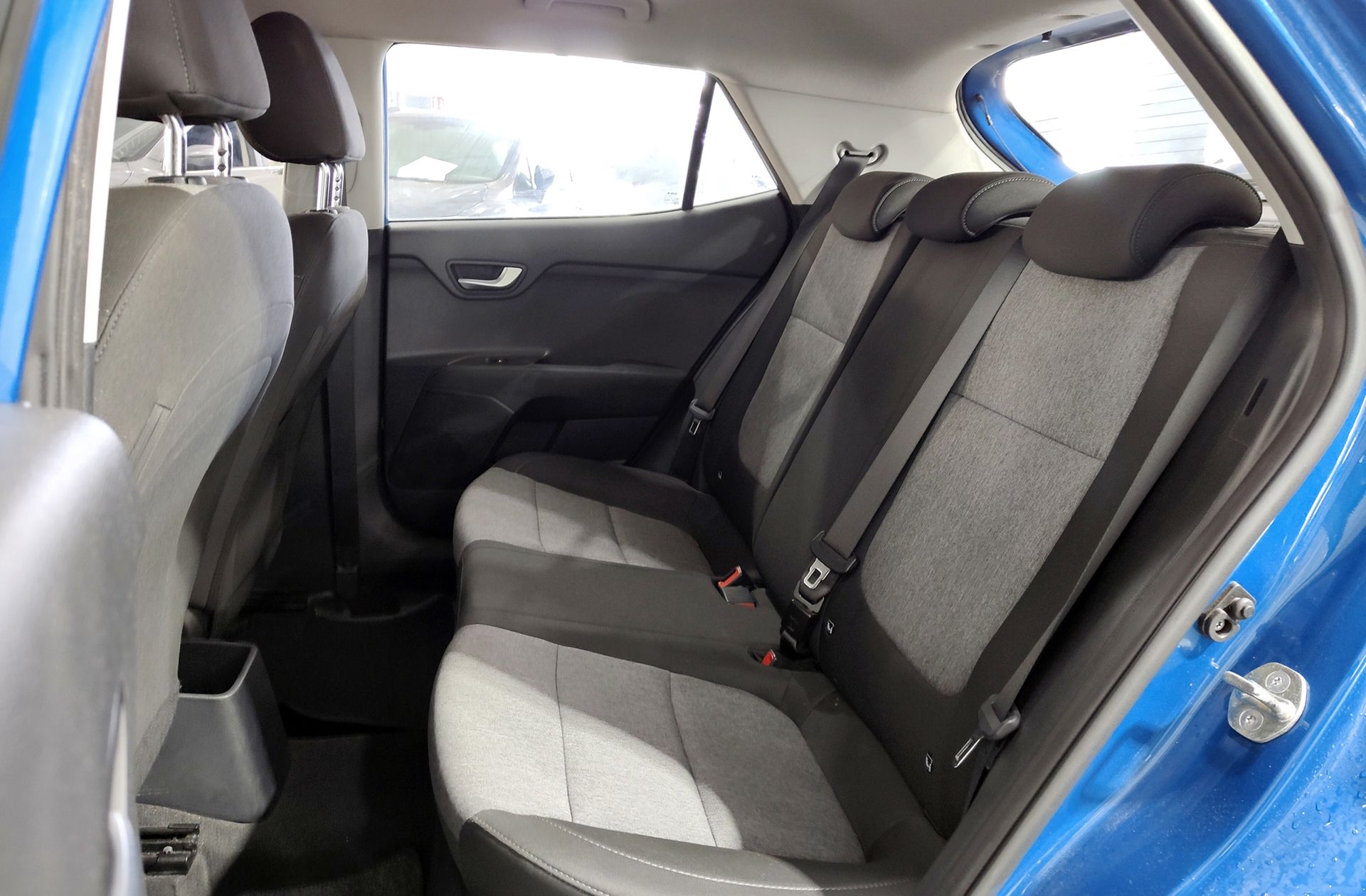 Kia Stonic 1.0 T-GDi Concept - foto 11