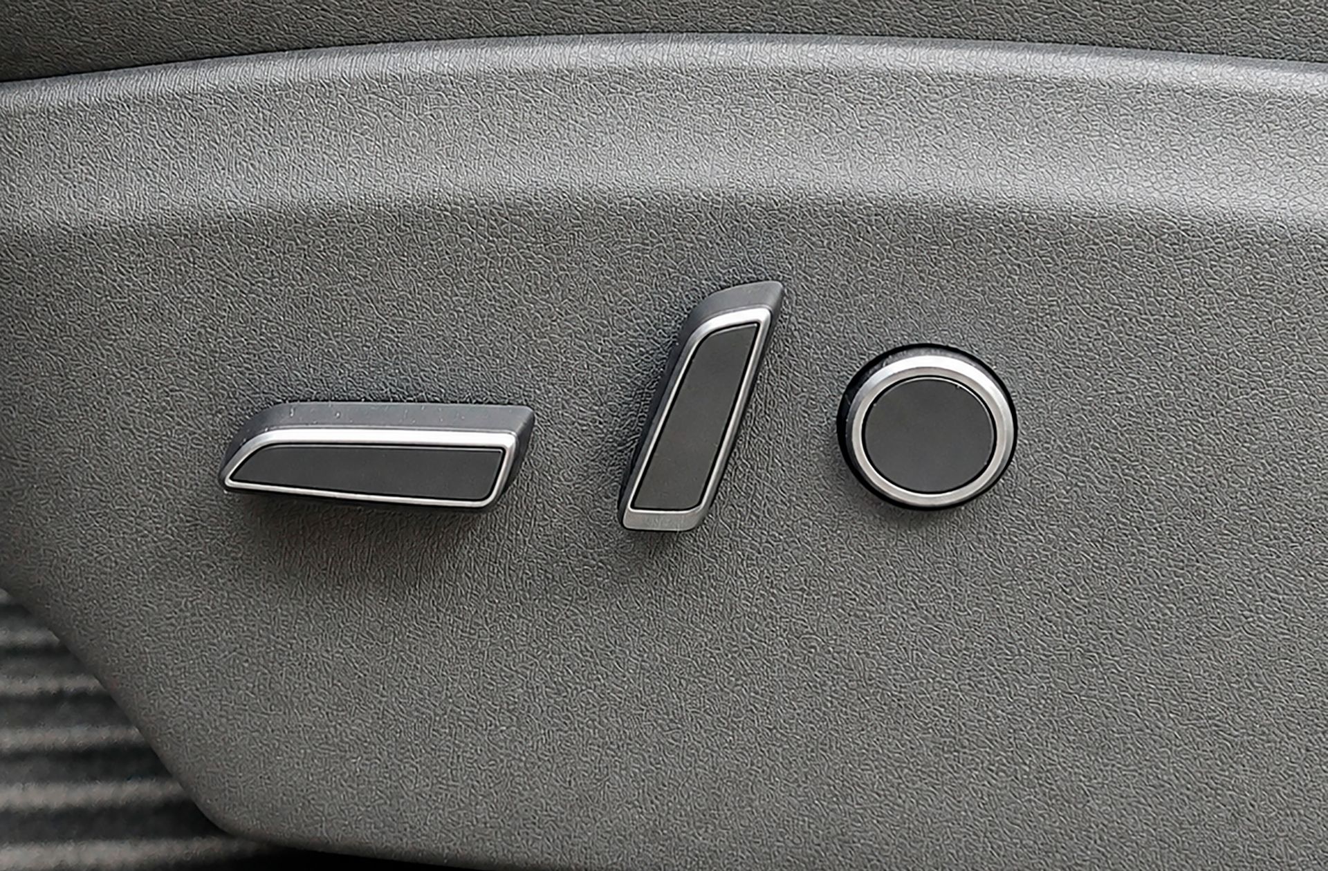 Tesla Model Y Tracción Trasera - foto 16