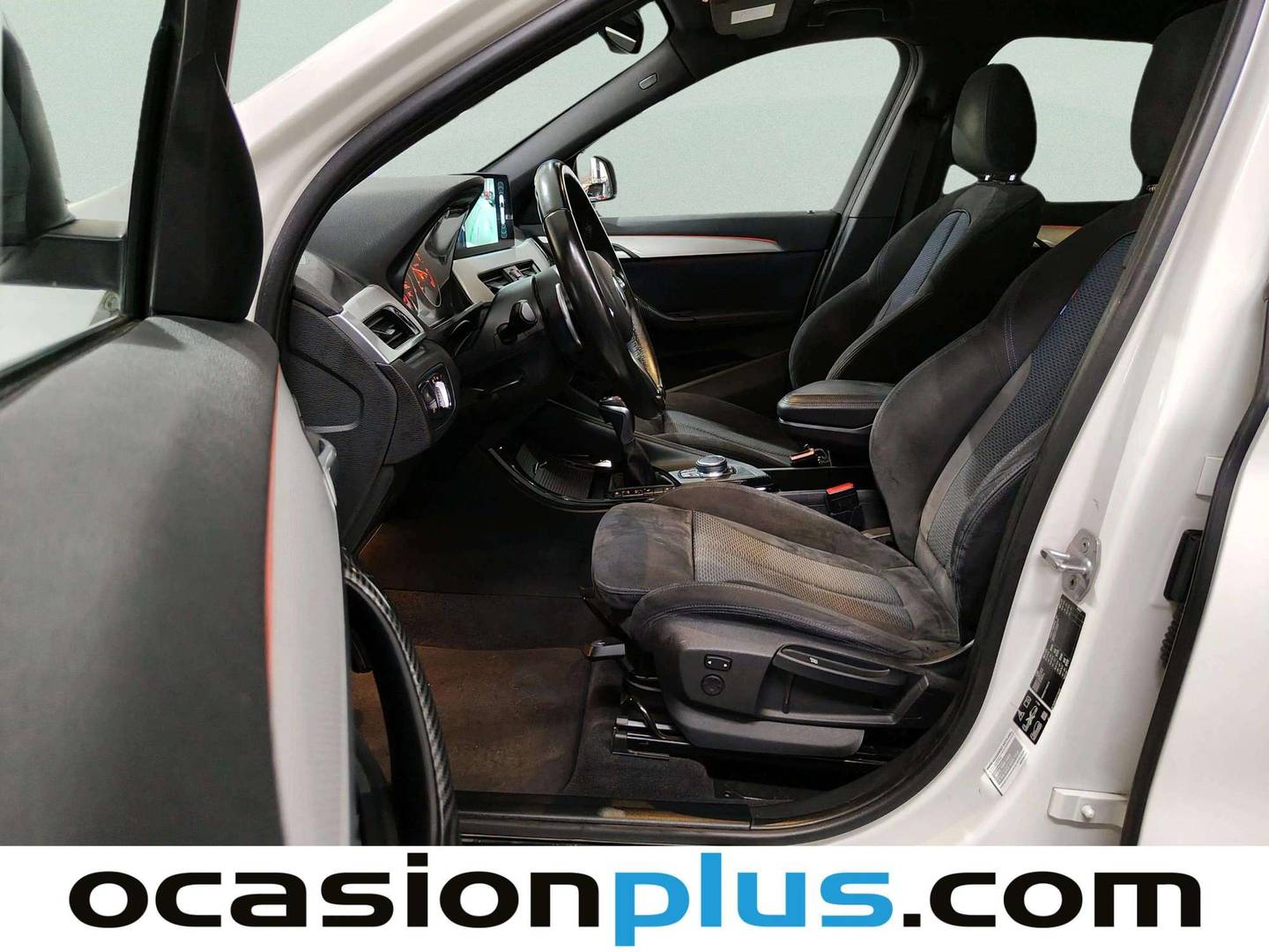 Foto asientos delanteros BMW X1 BMW X1 xDrive20d (190 CV) Pack M