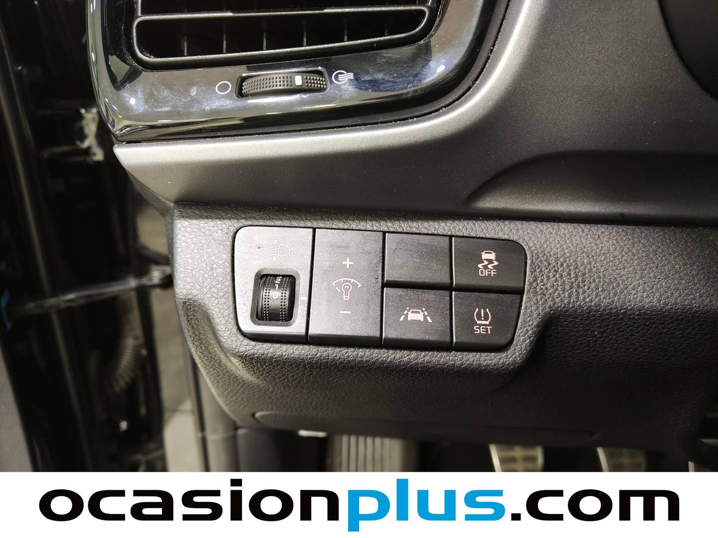 Foto KIA Stonic Kia Stonic 1.2 CVVT Eco-Dynamic Tech (84 CV)