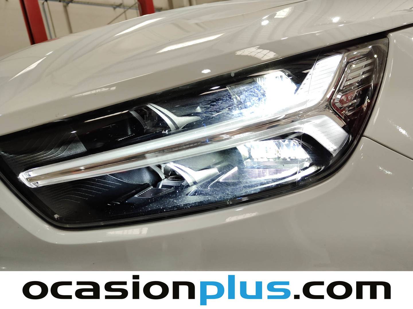 Acabados Volvo XC40 Volvo XC40 D3 Business Plus Auto (150 CV)