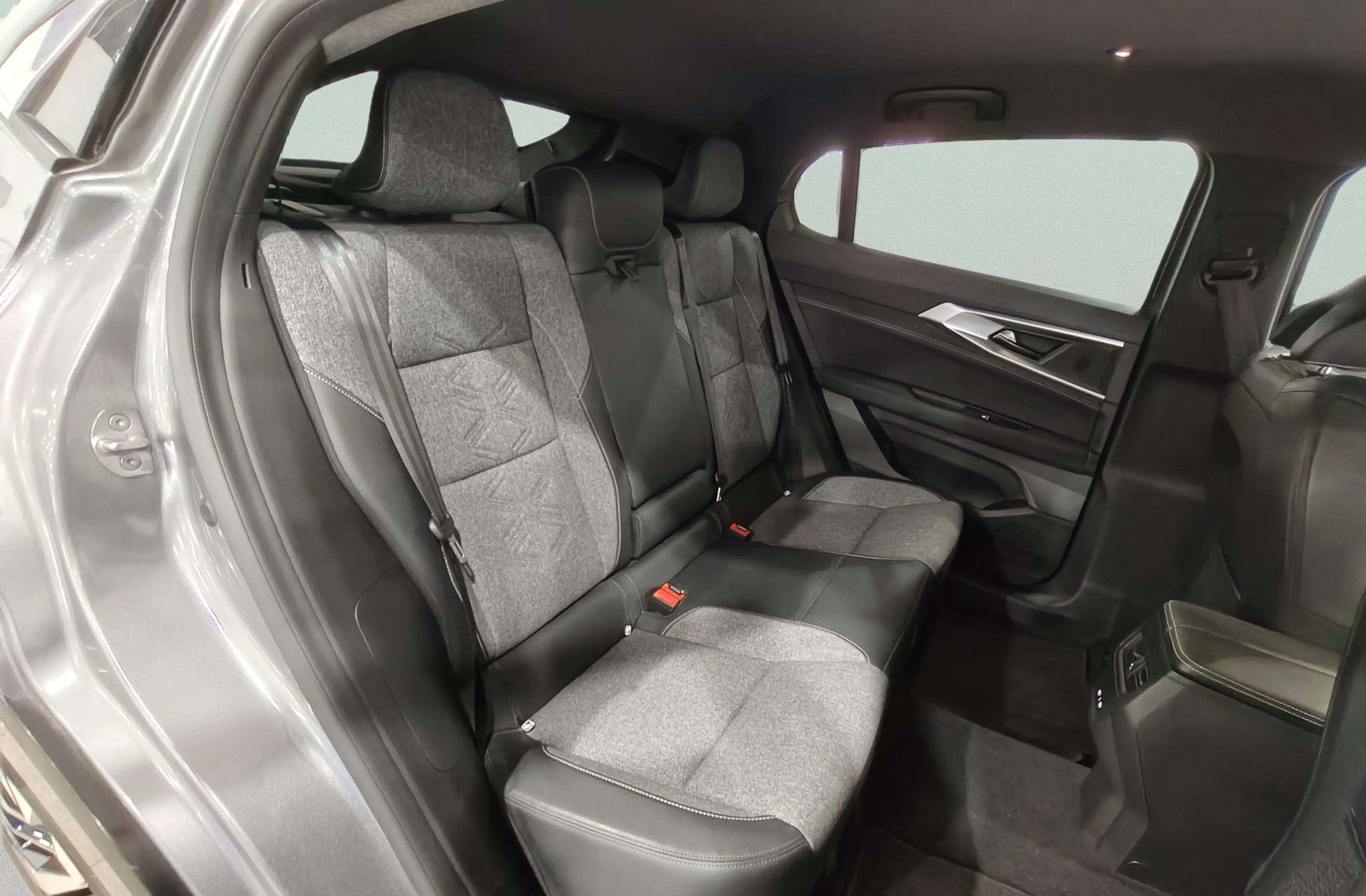 Renault Rafale Techno E-Tech full hybrid - foto 18