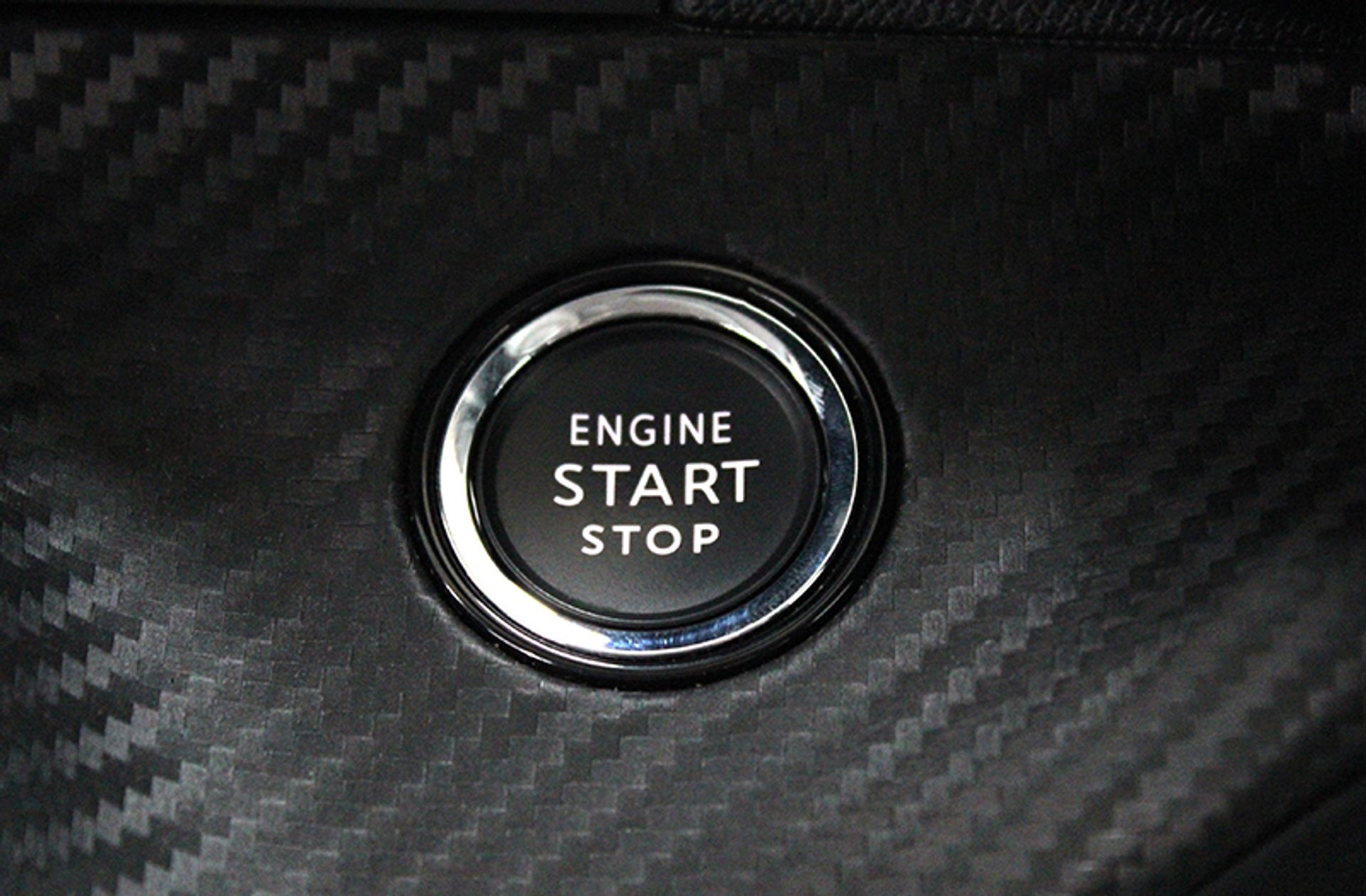 Peugeot 208 Eléctrico Allure - foto 36