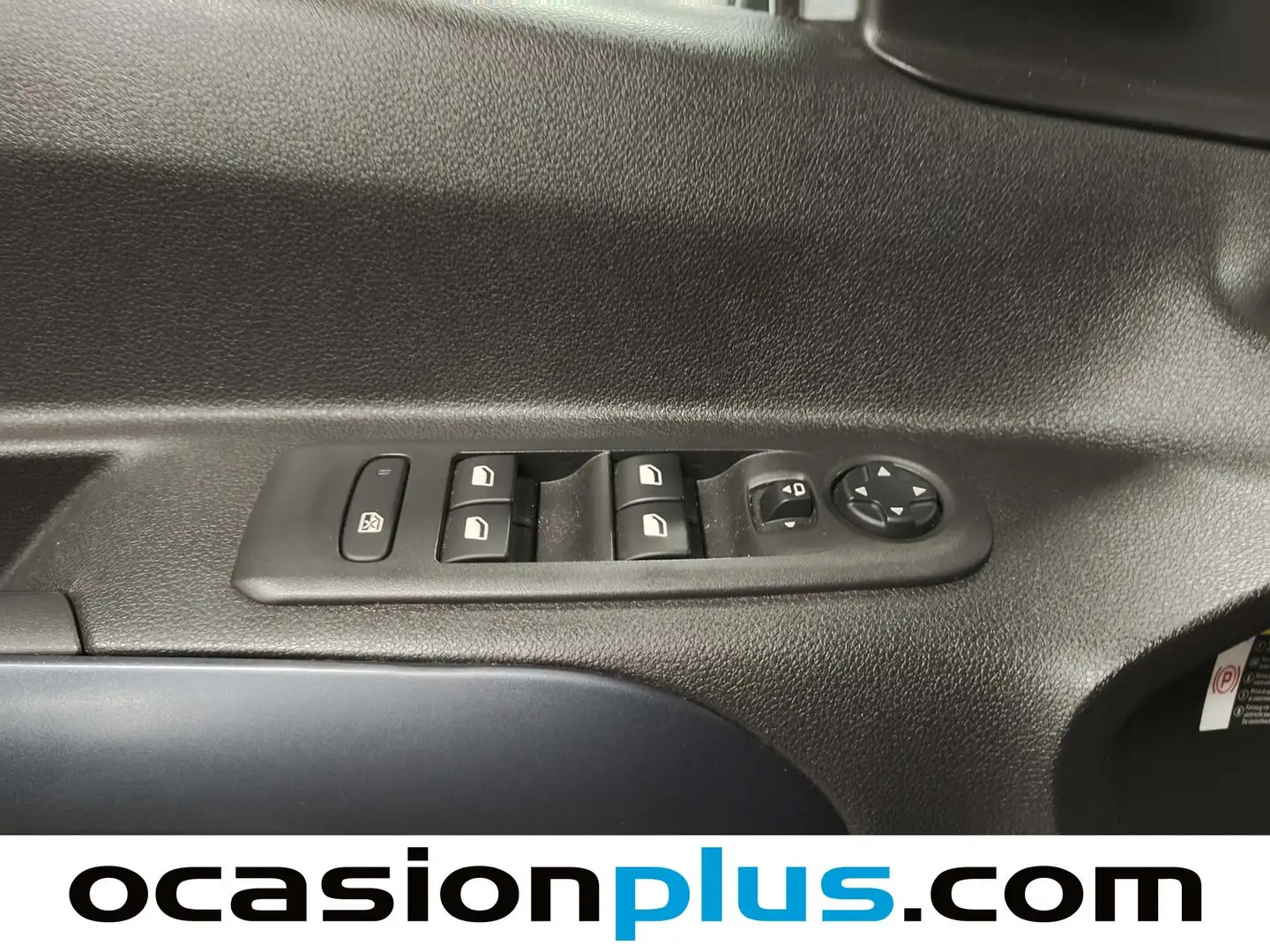 Foto Peugeot Rifter Peugeot Rifter BlueHDi 130 S&S Allure Business Standard (130 CV)