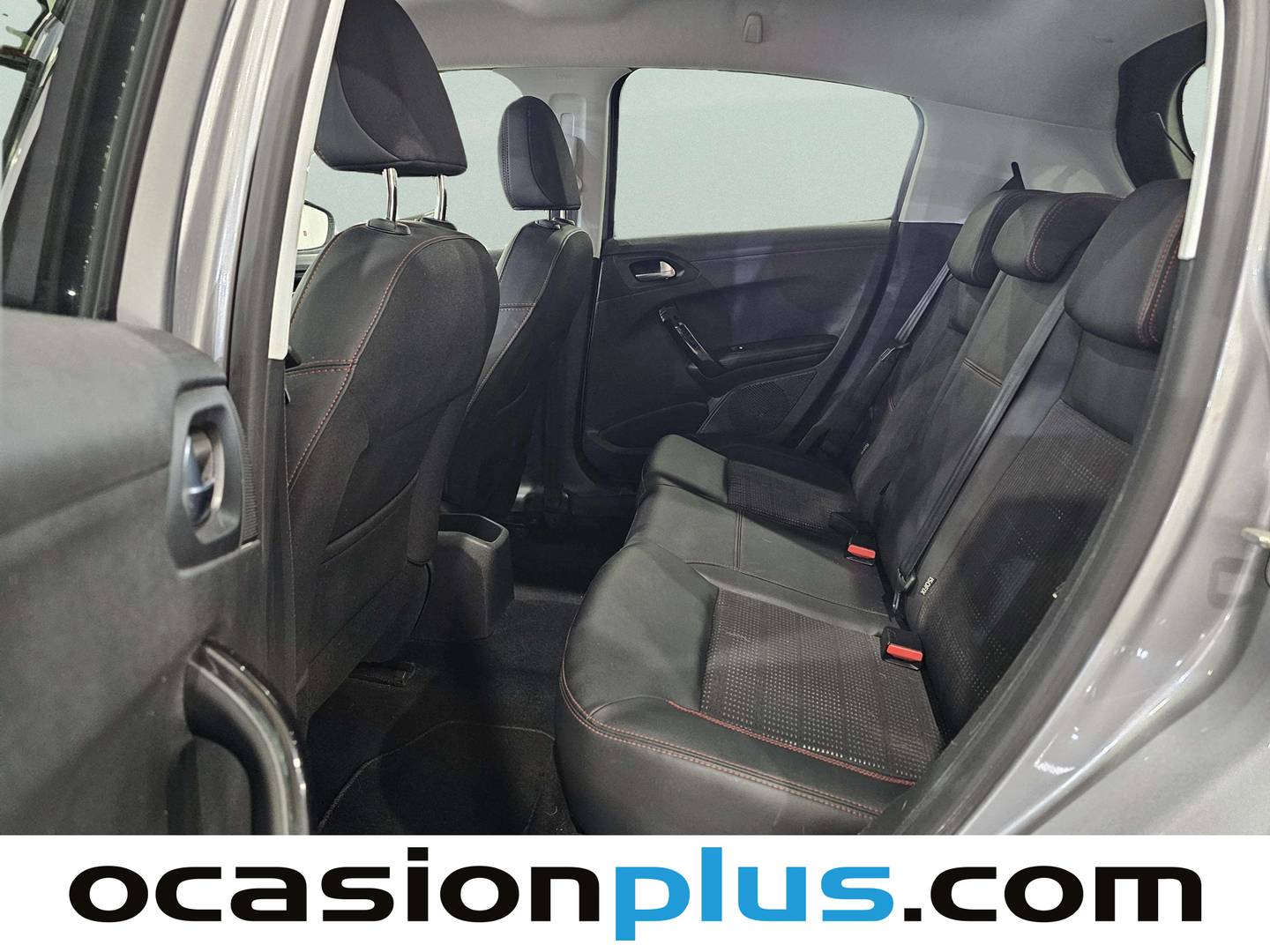Foto asientos traseros Peugeot 208 Peugeot 208 1.2 PureTech S&S GT Line EAT6 (110 CV)