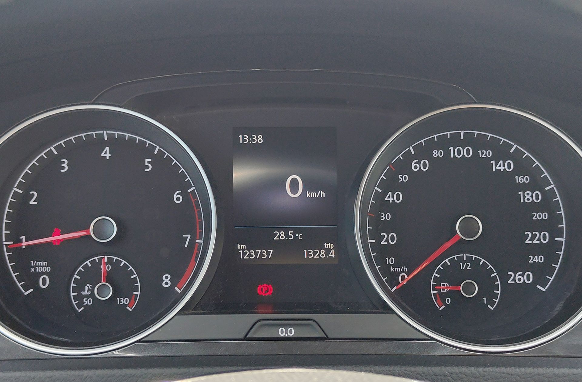 Volkswagen Golf Advance 1.4 TSI - foto 23