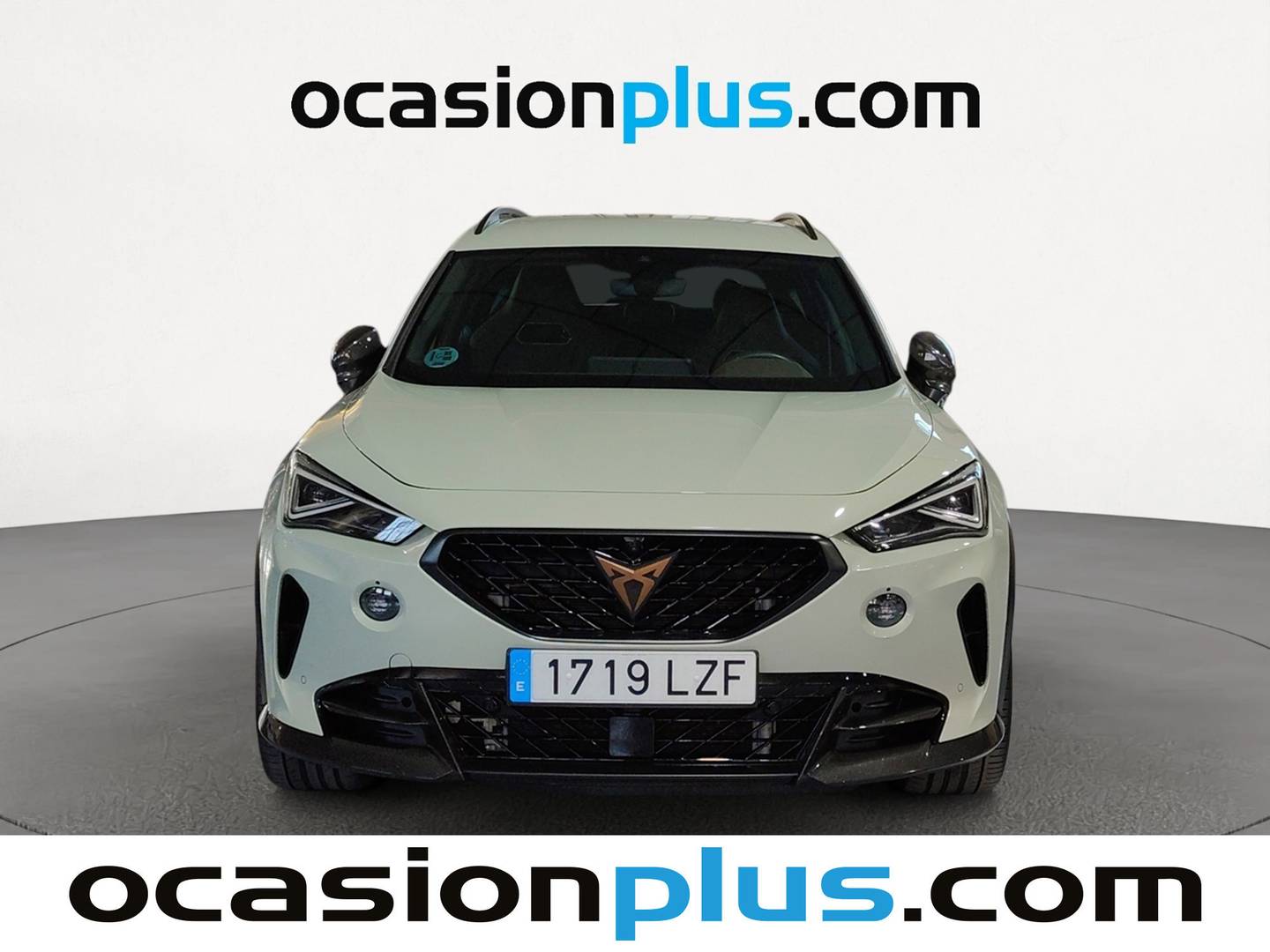 Foto Cupra Formentor CUPRA Formentor 2.5 TSI VZ5 Taiga Grey 4Drive DSG (390 CV)
