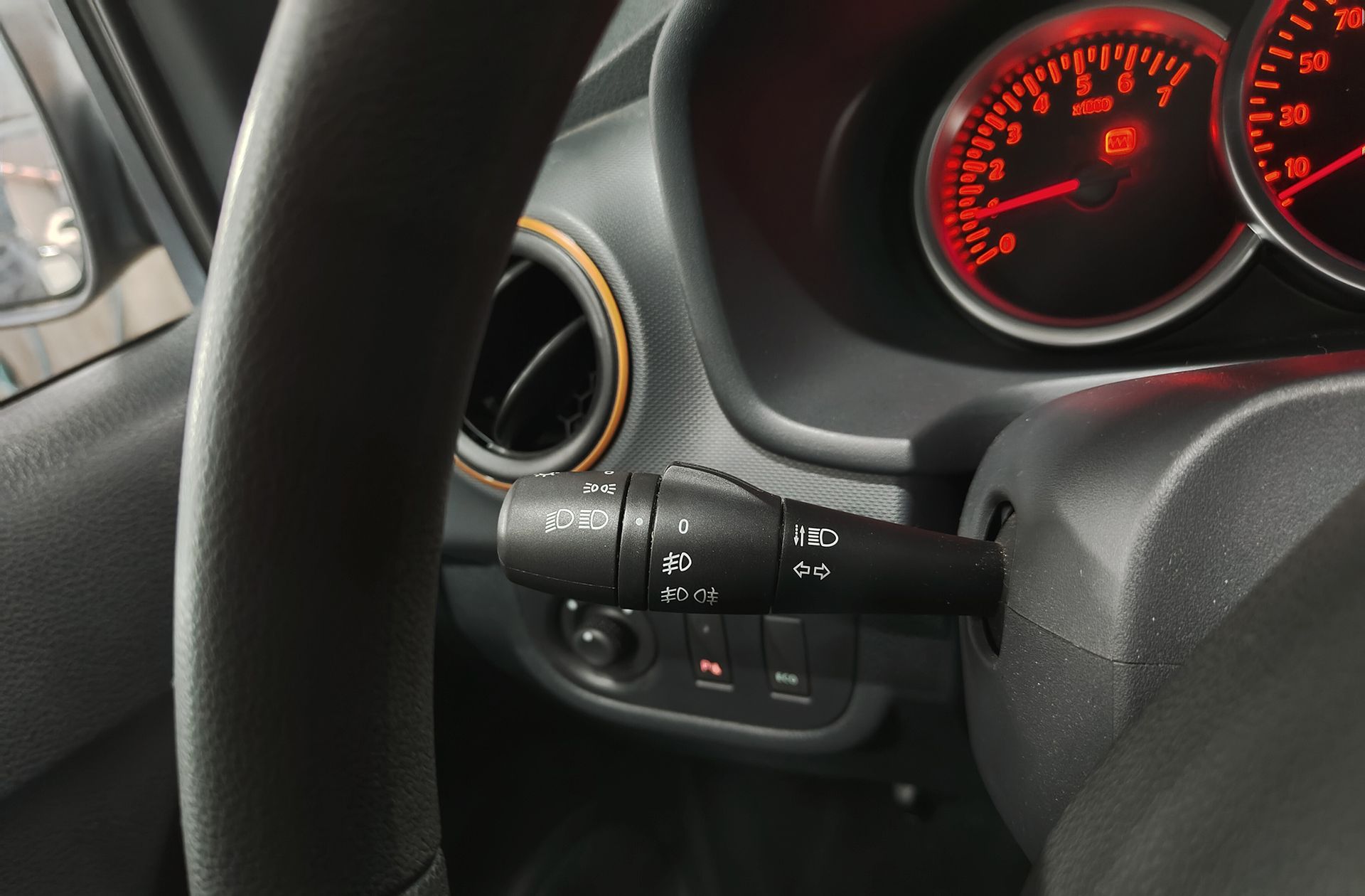 Dacia Sandero Serie Limitada Trotamundos TCe - foto 22