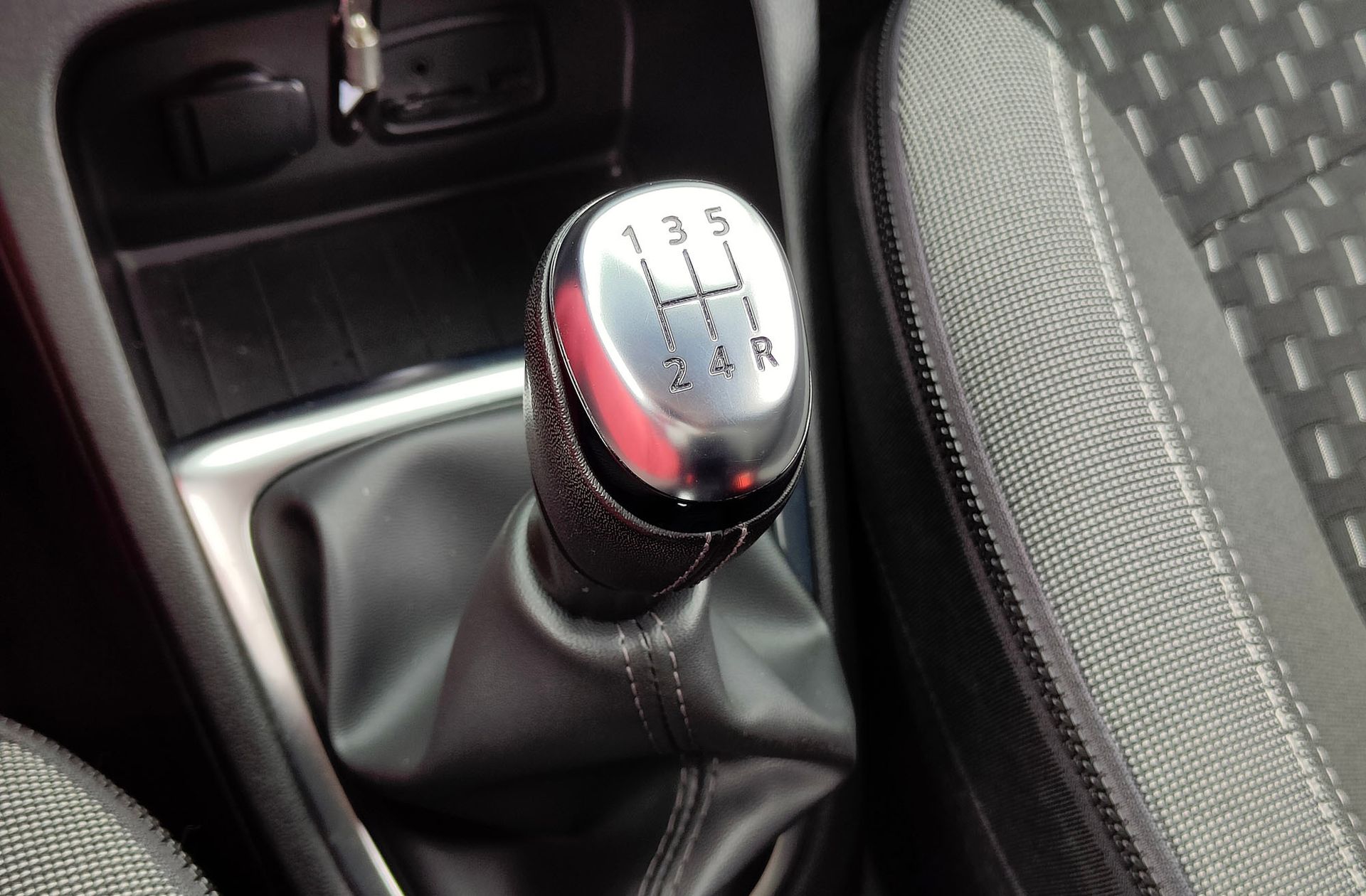 Renault Captur Zen TCe - foto 5