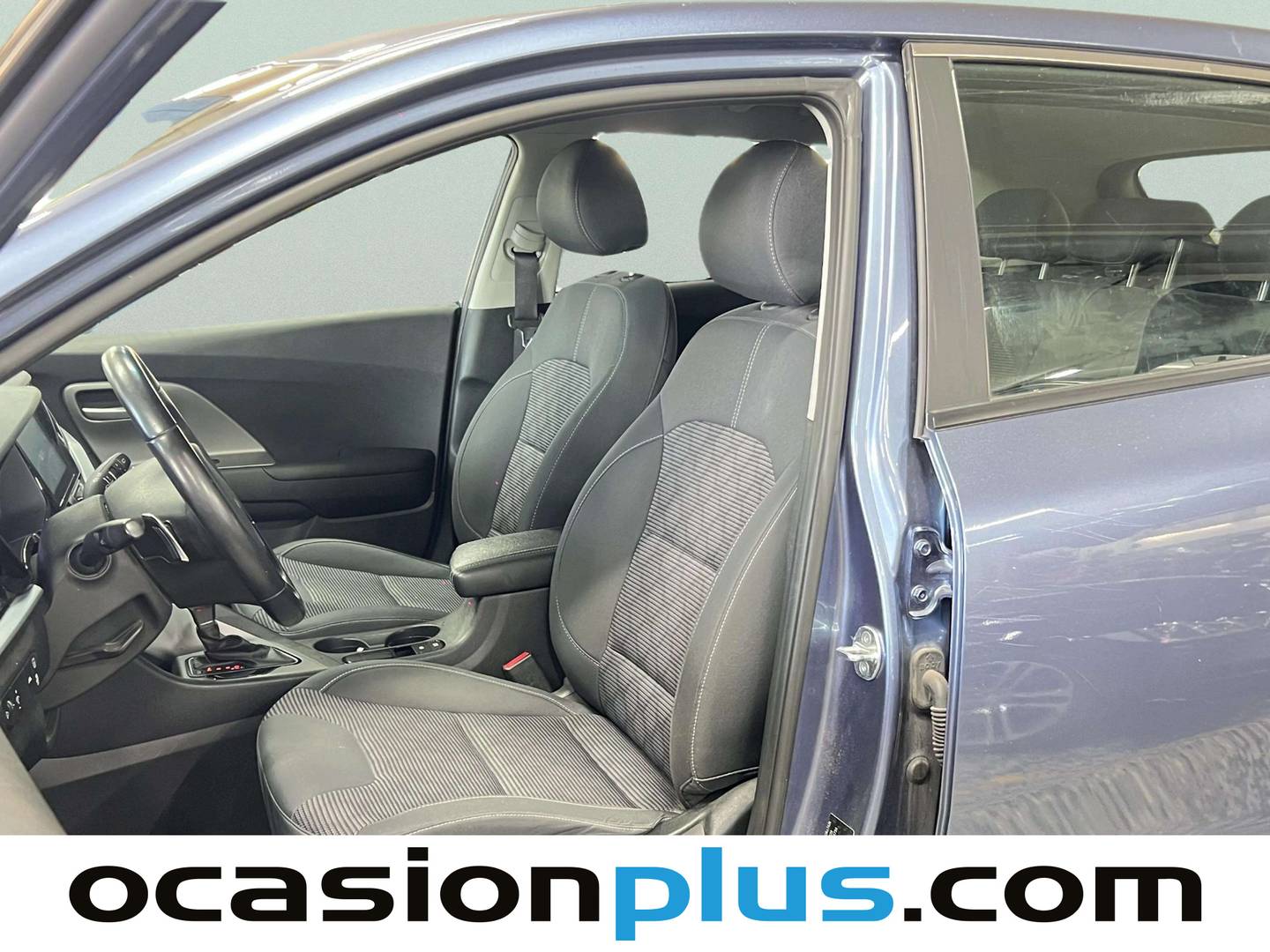 Foto KIA Niro Kia Niro 1.6 GDi HEV Concept (141 CV)