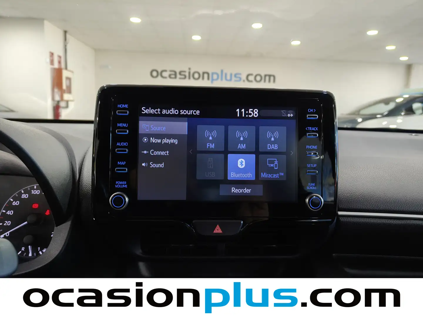 Foto Toyota Yaris Toyota Yaris 120H Business Plus (116 CV)