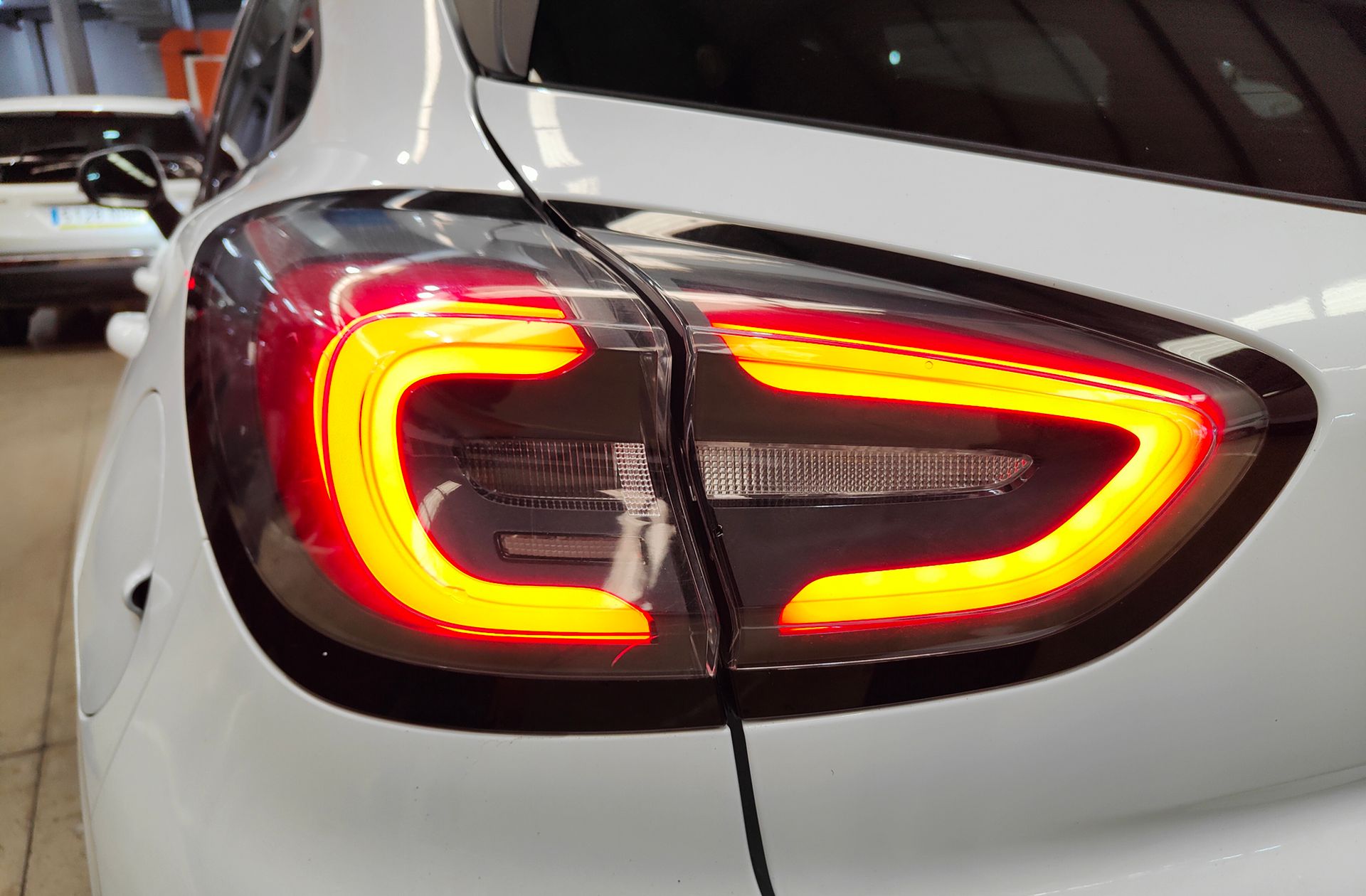 Ford Puma 1.0 EcoBoost MHEV ST-Line Design - foto 18