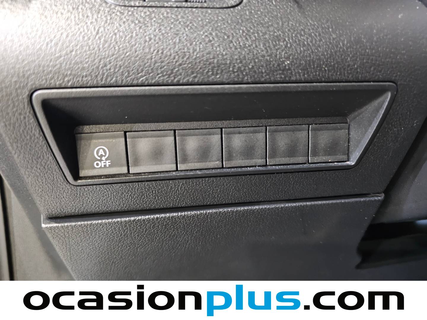 Extras y acabados del Citroën Berlingo Citroën Berlingo Furgon BlueHDi 100 Talla M Control (102 CV)