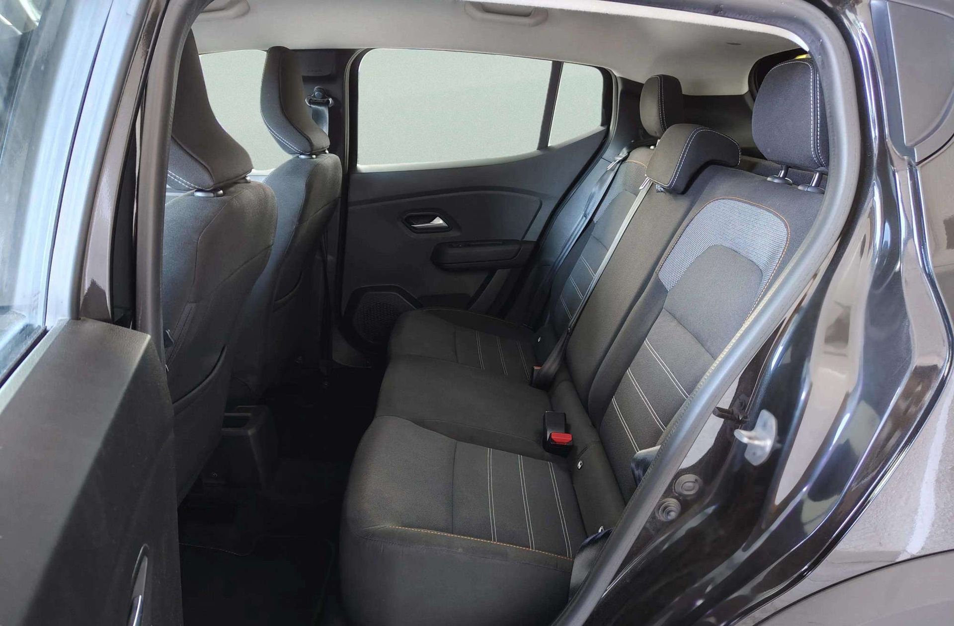 Dacia Sandero Stepway Comfort TCe - foto 12