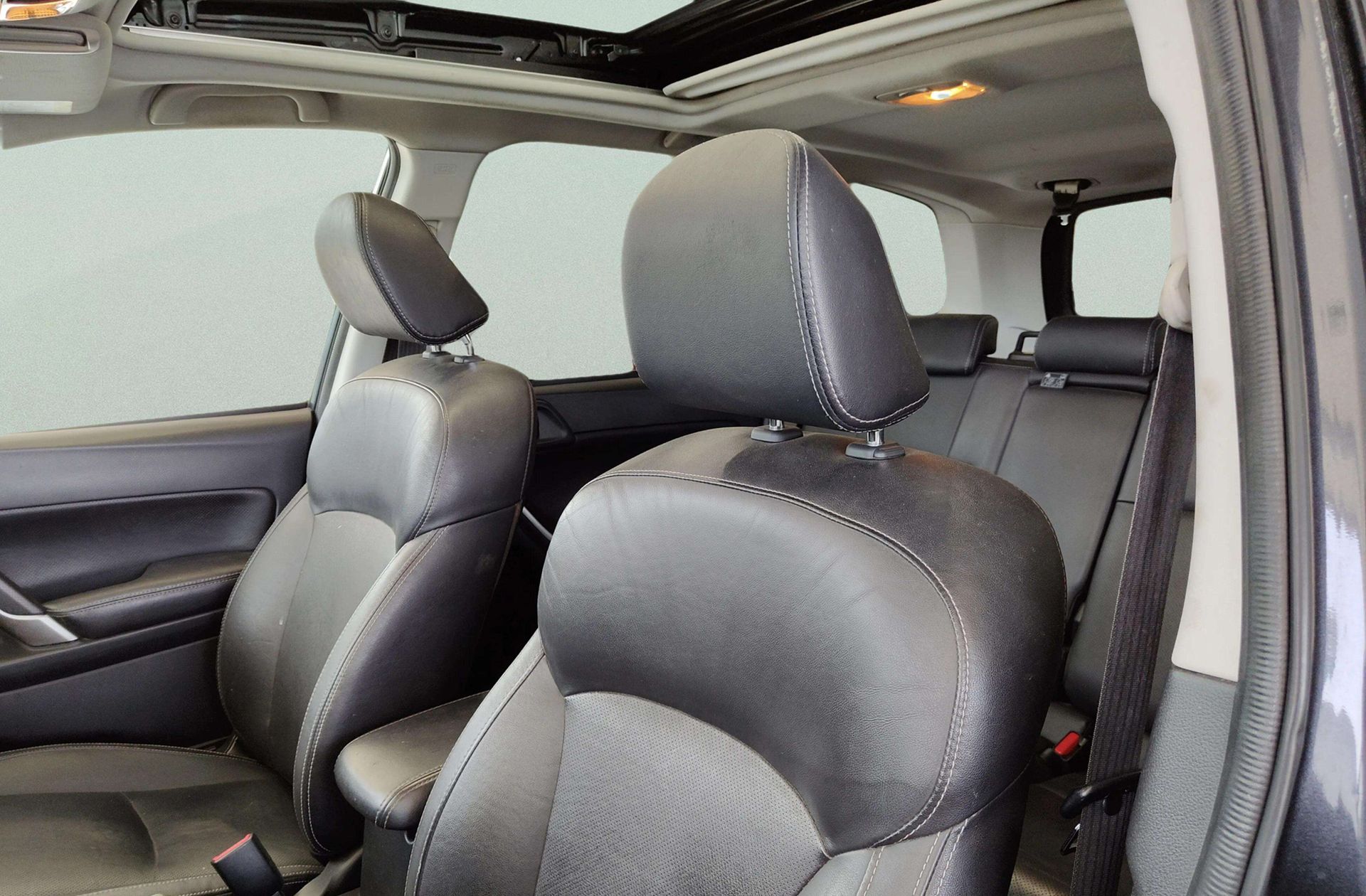 Subaru Forester 2.0 TD Executive Plus Lineartronic - foto 12