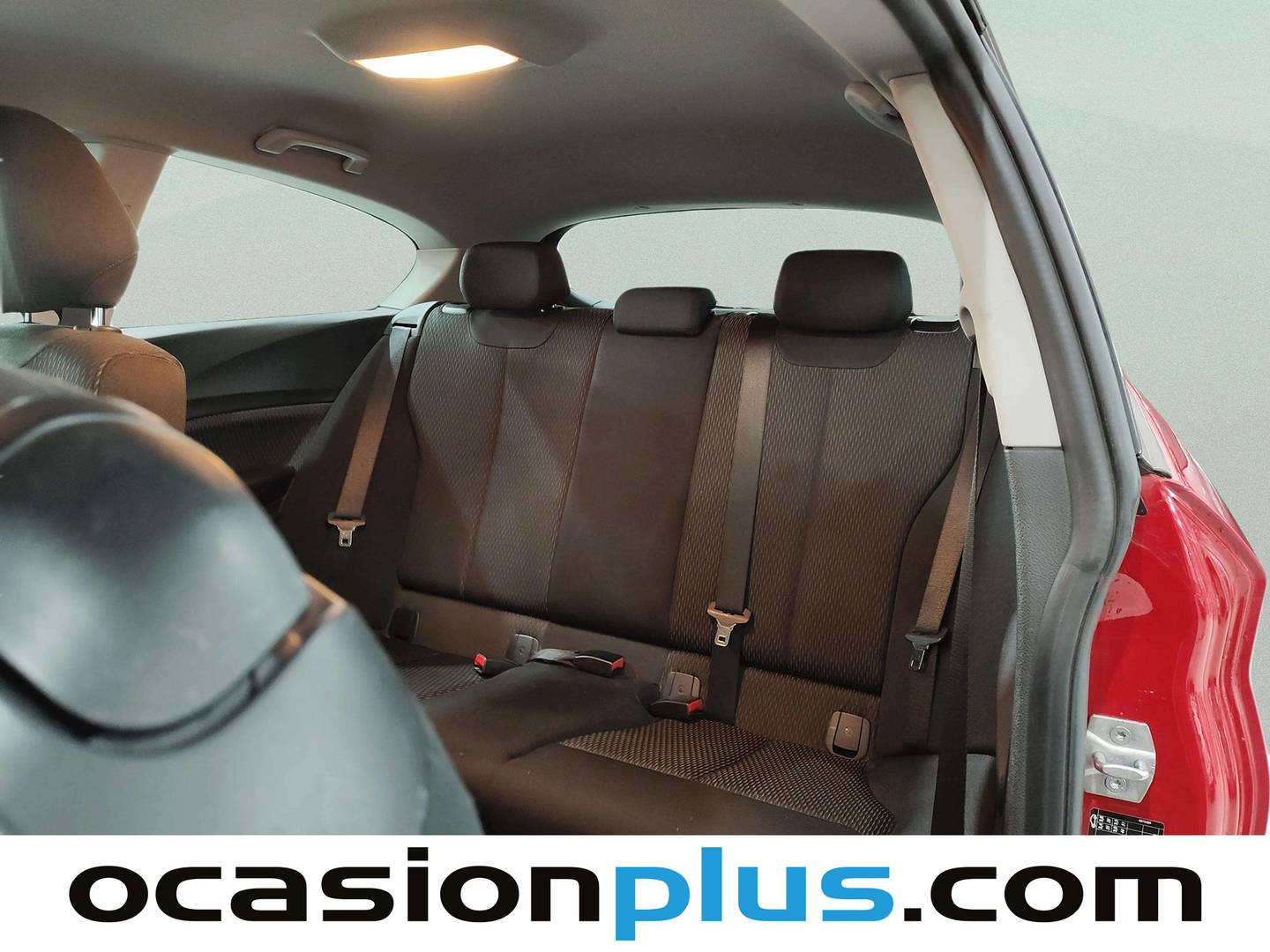 Foto asientos traseros BMW Serie 1 BMW Serie 1 118i  (136 CV)