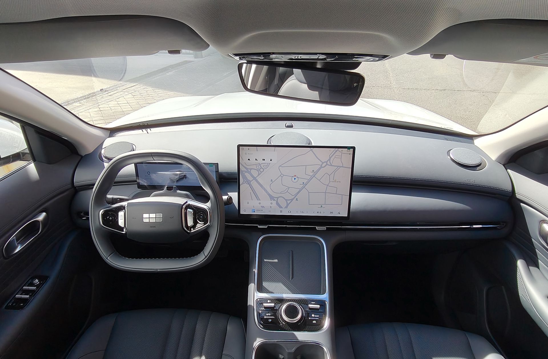 Geely Starray EM-i 1.5 PHEV Pro - foto 6