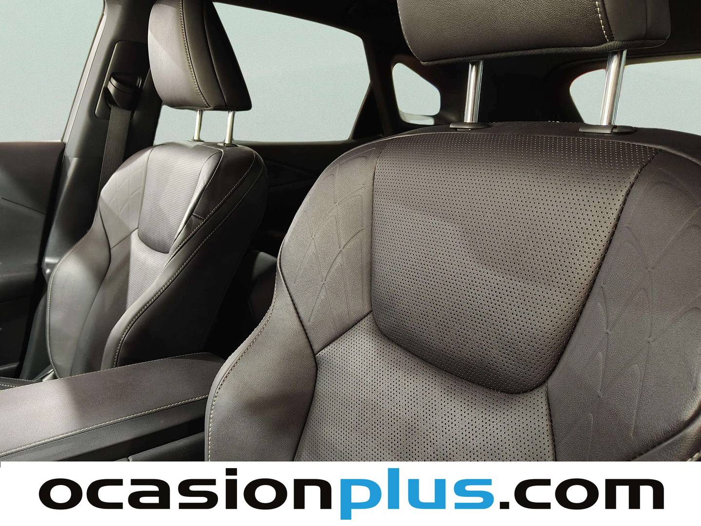 Equipamiento del Lexus RX Lexus RX 450h+ F Design (309 CV)