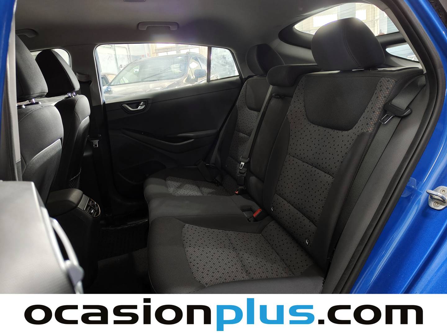 Foto asientos traseros Hyundai IONIQ Hyundai Ioniq EV Tecno (120 CV)