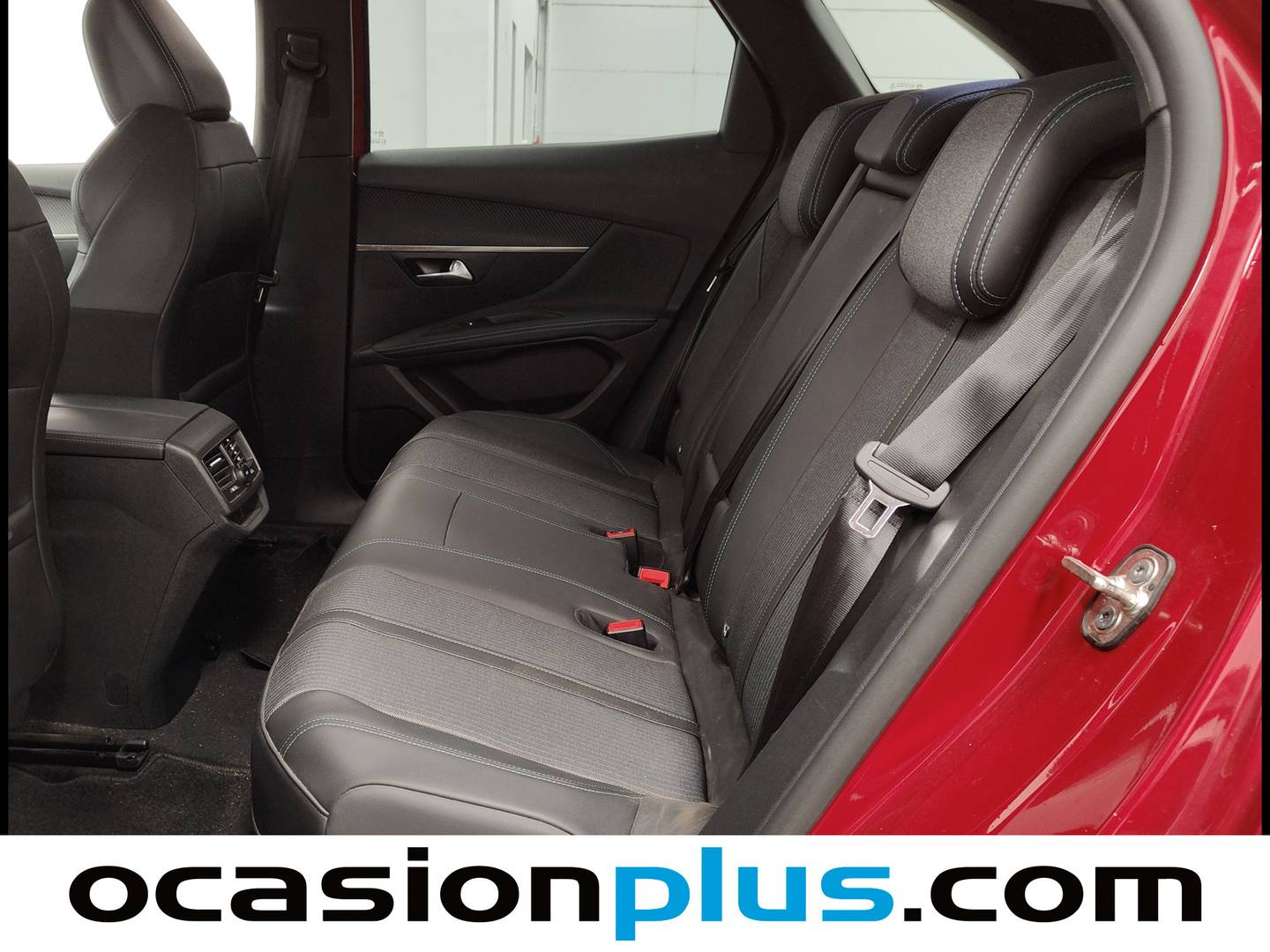 Foto Peugeot 3008 Hybrid Peugeot 3008 Hybrid 300 Allure Pack e-EAT8 (300 CV)