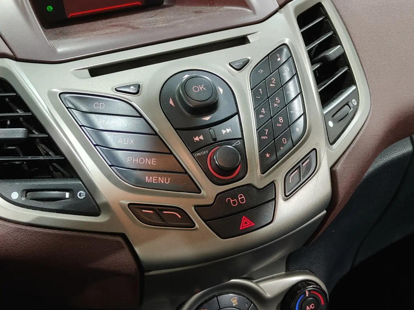 Foto Ford Fiesta Ford Fiesta 1.6 TDCI Trend (95 CV)