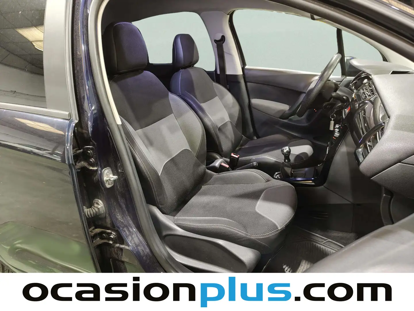 Foto Citroën C3 Citroen C3 PureTech 82 Tonic  (82 CV)