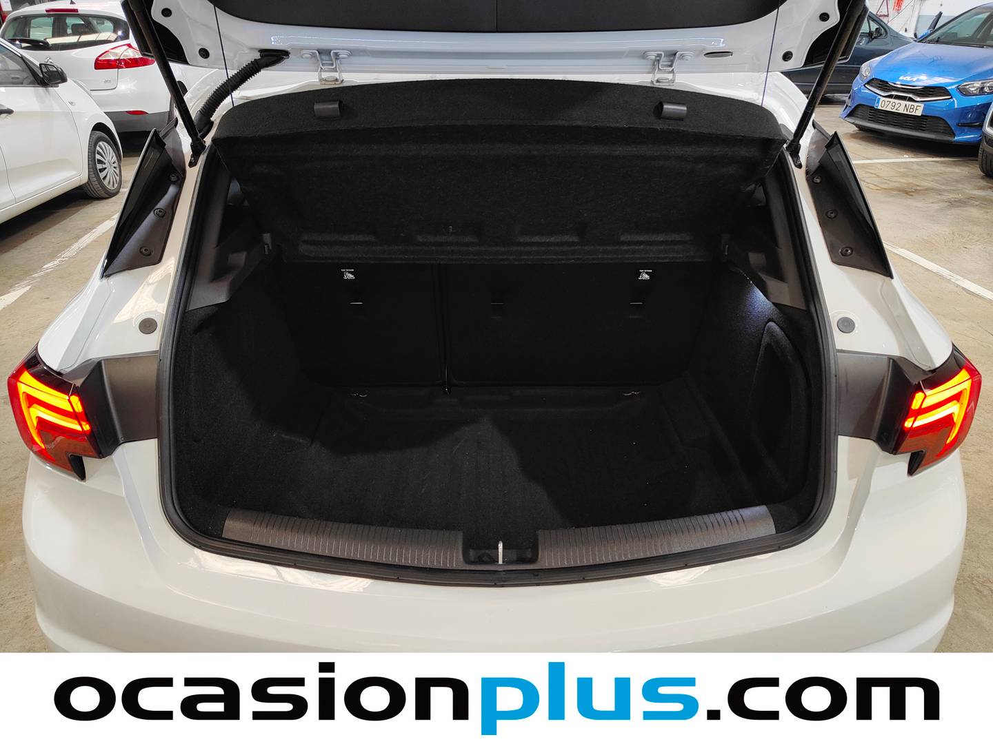 Foto Opel Astra Opel Astra 1.6 CDTi Dynamic (110 CV) siete plazas