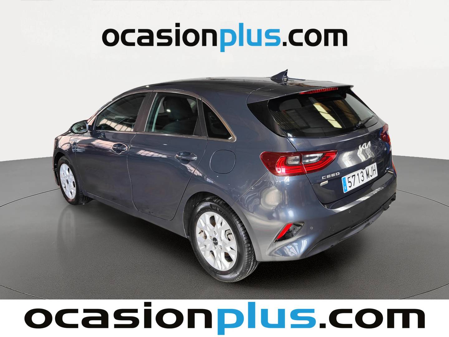 Foto trasera KIA Ceed KIA Ceed 1.6 MHEV iMT Drive (136 CV) izquierda