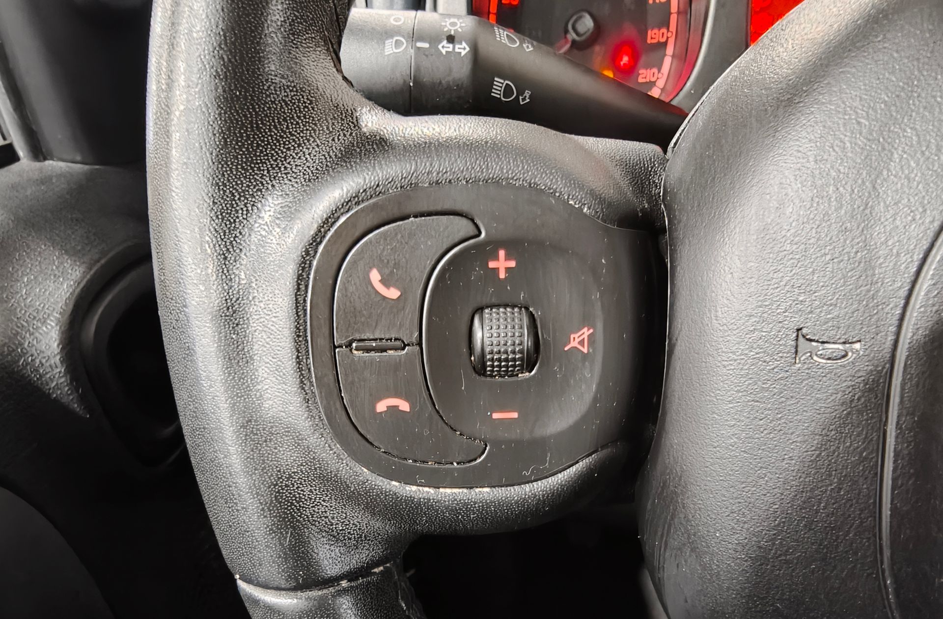 Fiat Panda 1.0 Hybrid Gse Red - foto 24