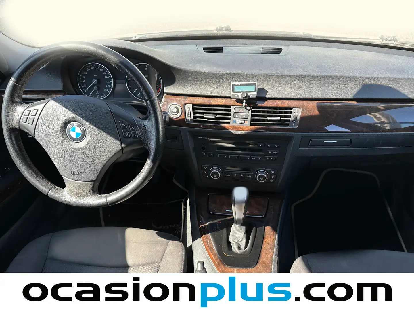 Foto BMW Serie 3 BMW Serie 3 318d Touring  (143 CV)