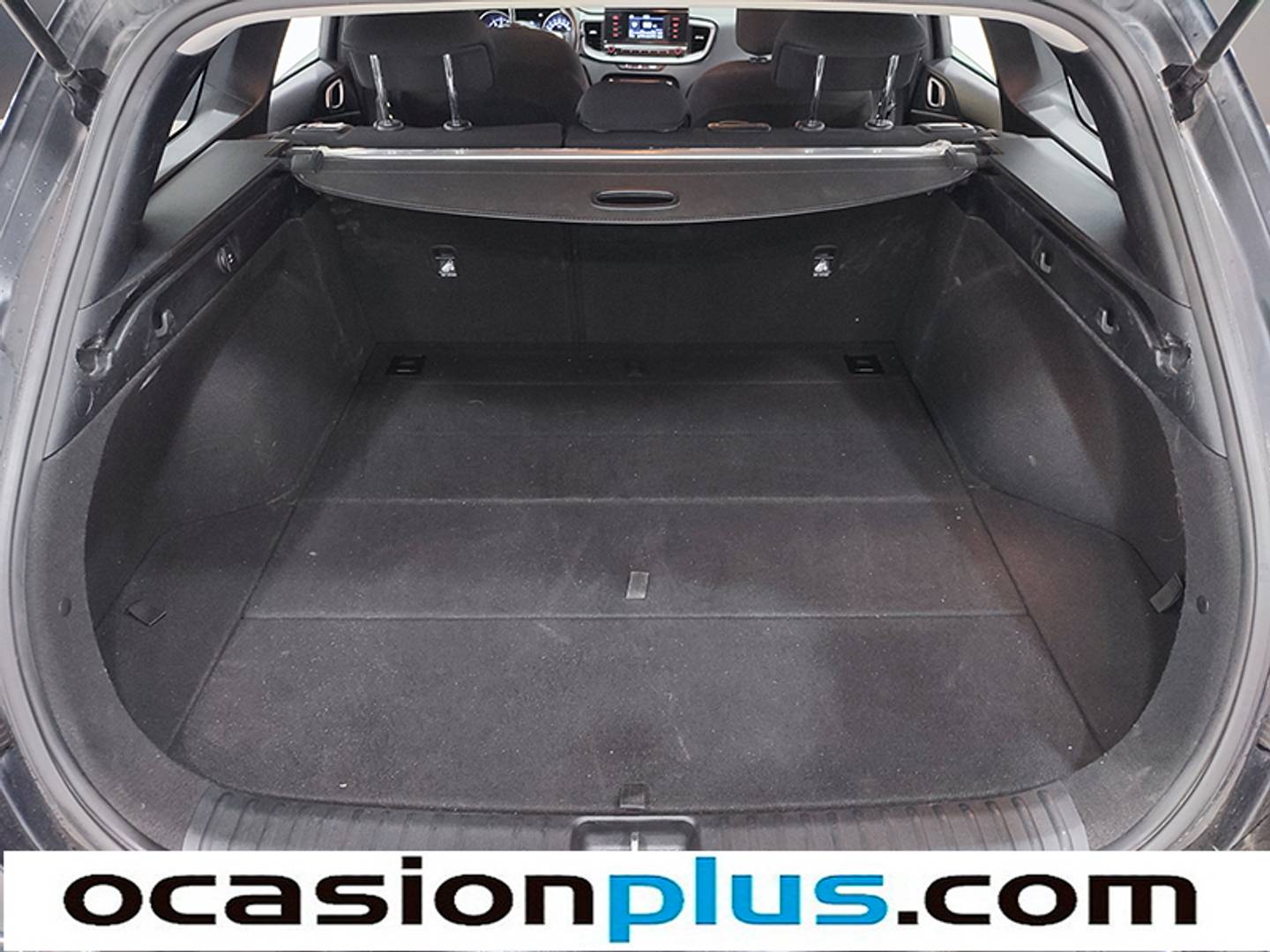 Foto KIA Ceed Tourer Kia Ceed Tourer 1.0 T-GDi Concept (120 CV)