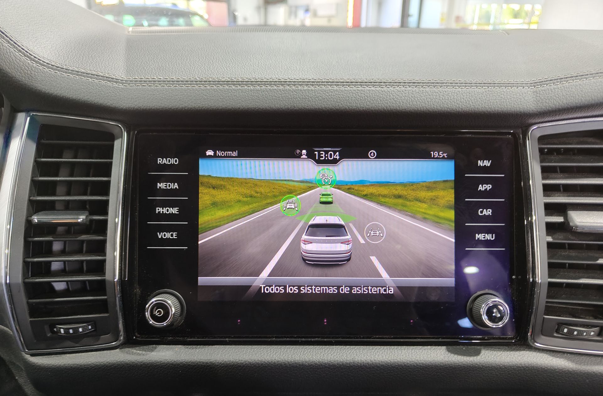 Škoda Kodiaq 1.5 TSI Ambition 4x2 DSG 7 plazas - foto 33