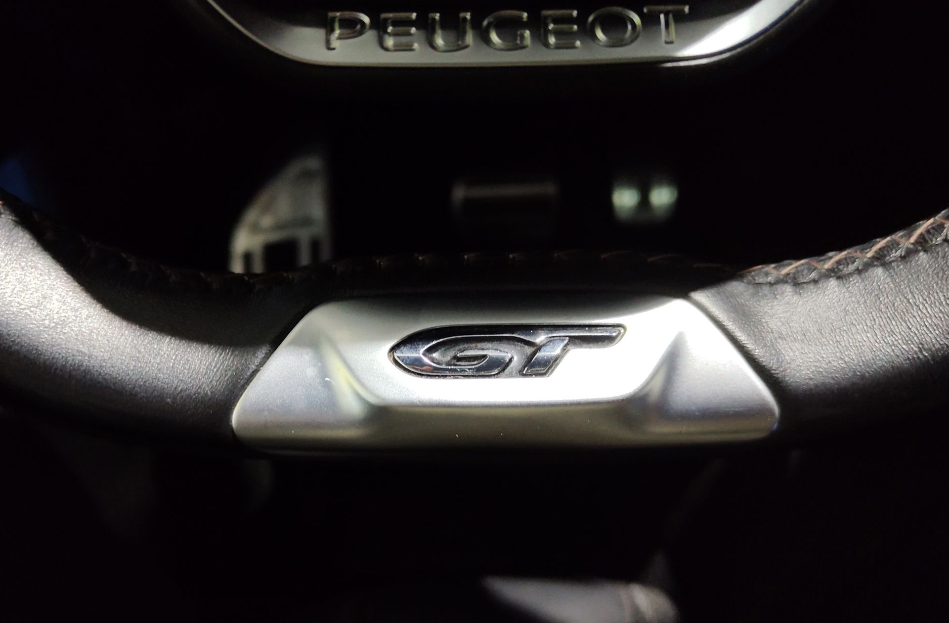 Peugeot 3008 PureTech 130 GT EAT8 - foto 5