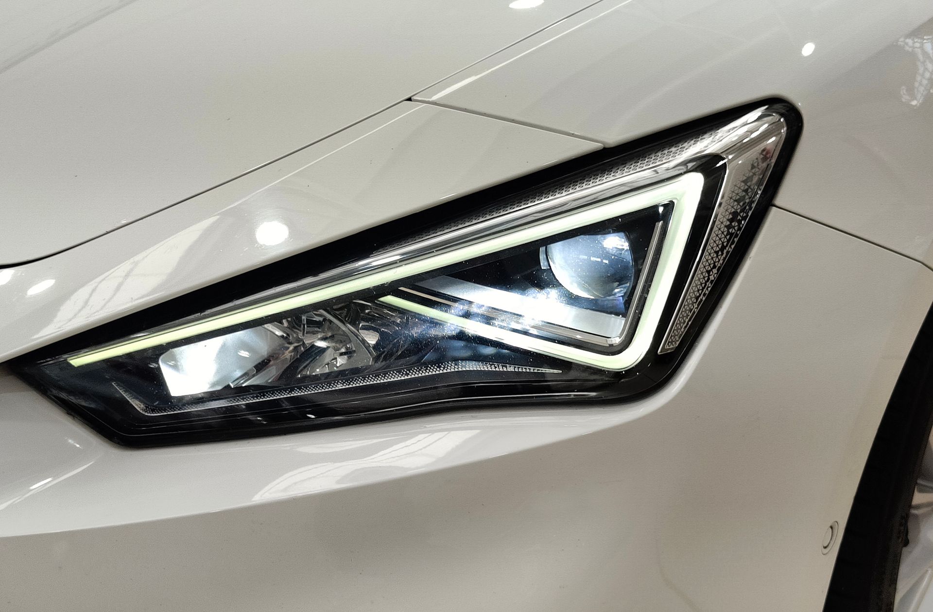 SEAT León ST 1.4 e-Hybrid Xcellence Go L DSG - foto 14