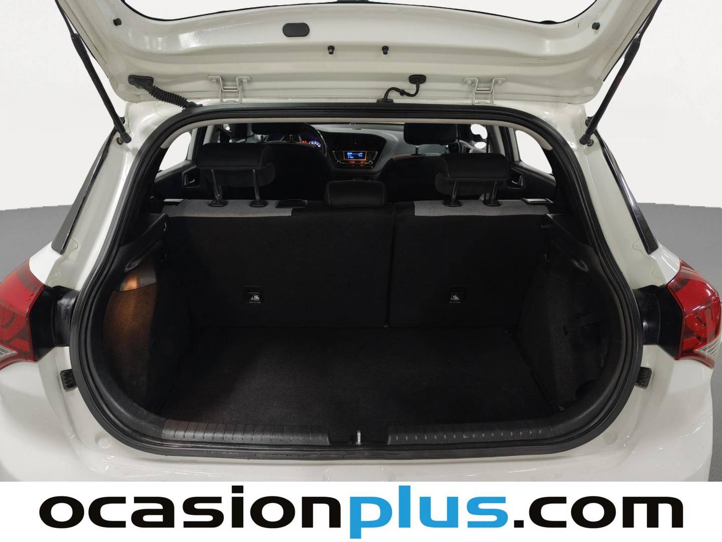Fotos maletero Hyundai i20 Hyundai i20 1.2 MPI BlueDrive Klass (84 CV)