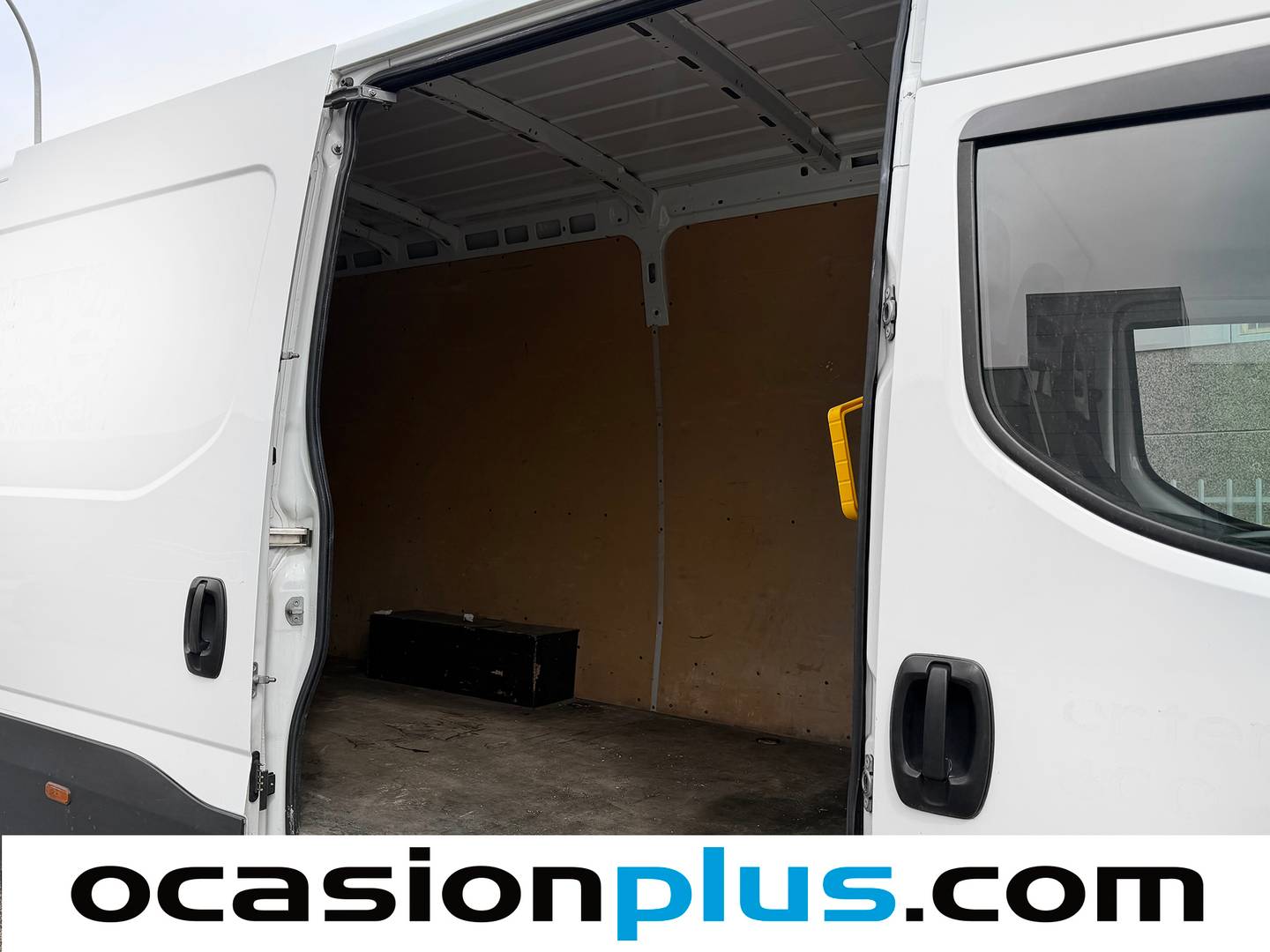 Iveco Daily Iveco Daily Furgon 35S 16 V 3520L/H2 (156 CV) al mejor precio