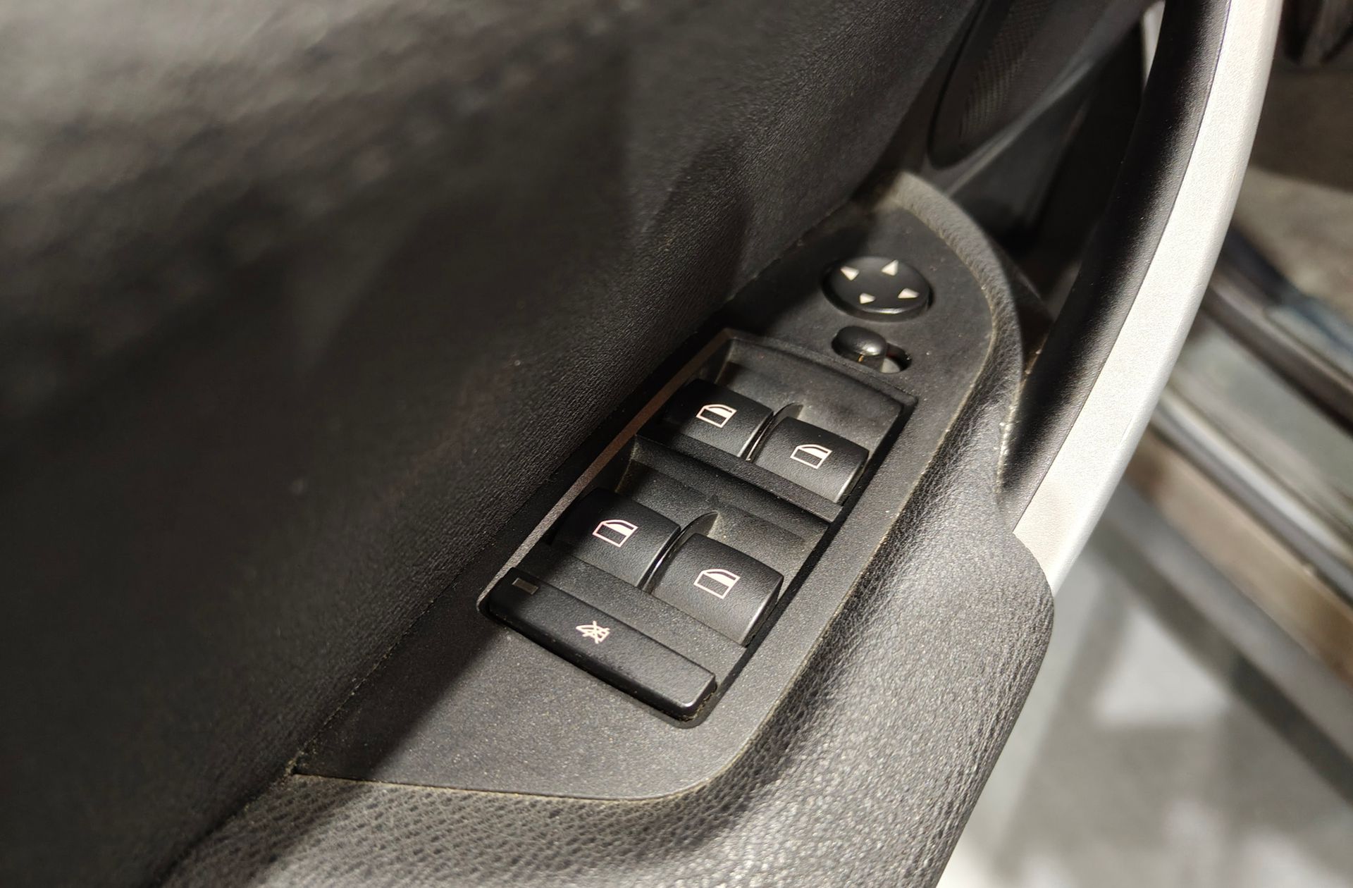 BMW X1 sDrive18d - foto 29