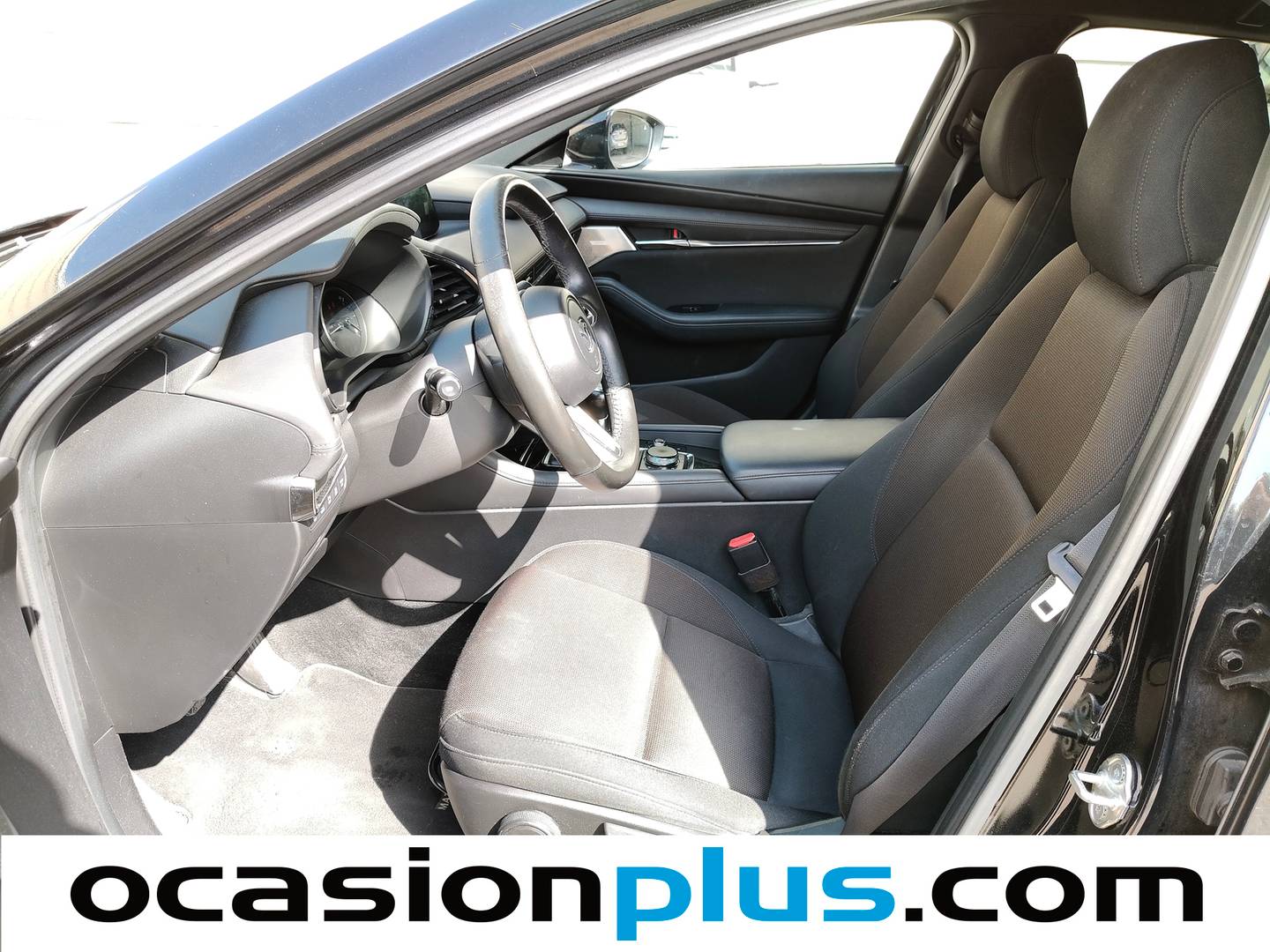 Foto asientos delanteros Mazda Mazda3 Mazda Mazda 3 2.0 SKYACTIV-G Zenith (122 CV)
