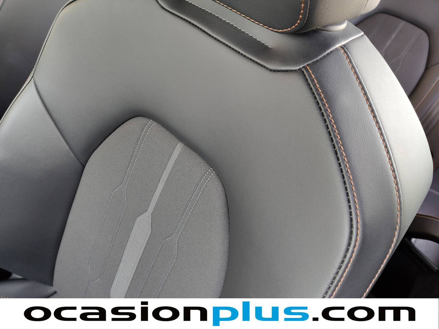 Extras y acabados del Cupra León CUPRA Leon Sportstourer Sportstourer 1.5 eTSI DSG (150 CV)