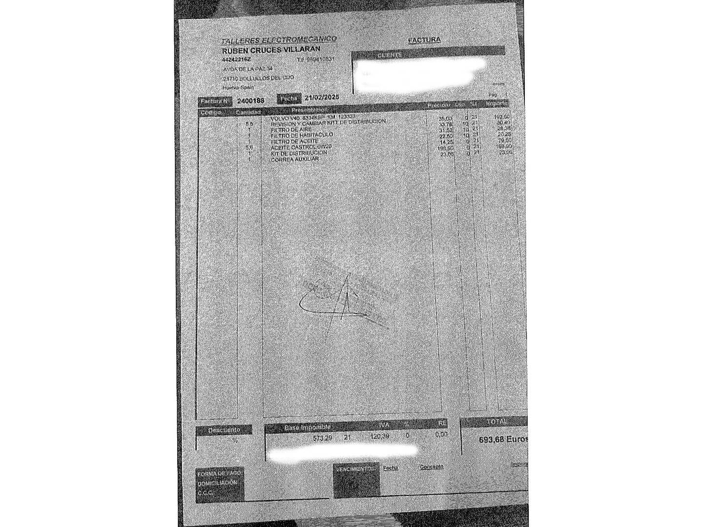 Foto Volvo V40 Volvo V40 T2 Momentum (122 CV)