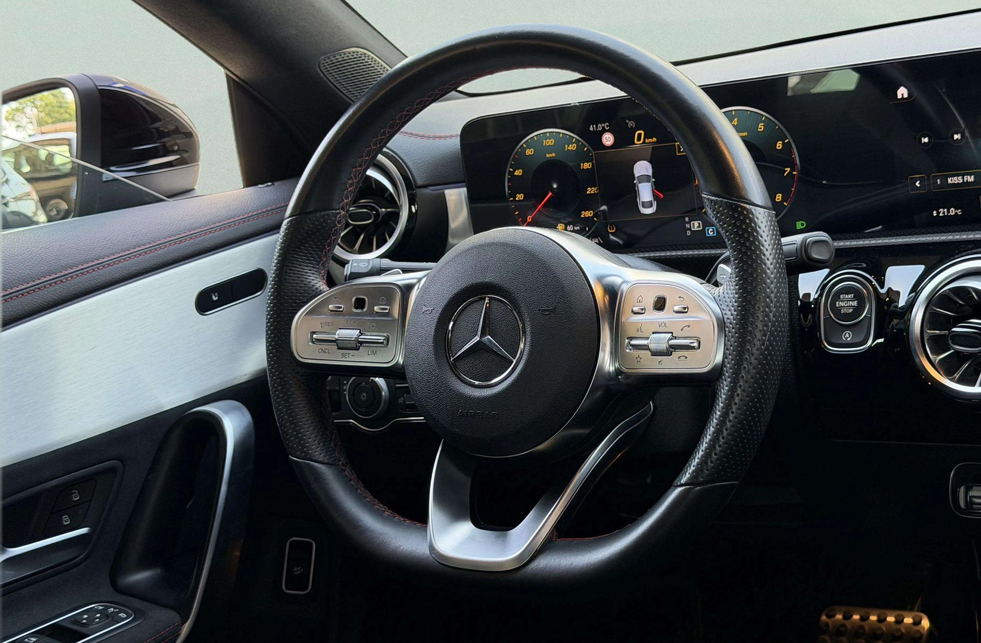 Mercedes-Benz CLA 180 Pack AMG - foto 25