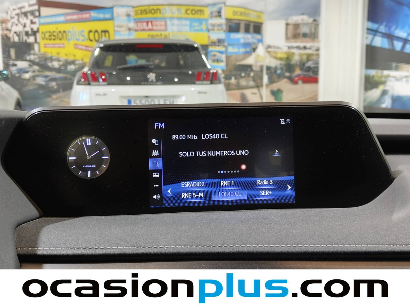 Foto Lexus UX Lexus UX 250h Business 2WD (184 CV)