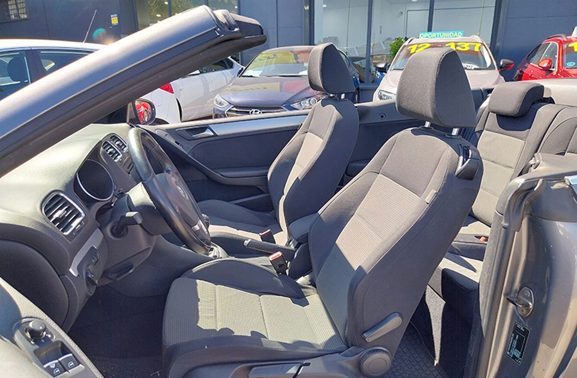 Volkswagen Golf Cabrio 1.2 TSI - foto 9