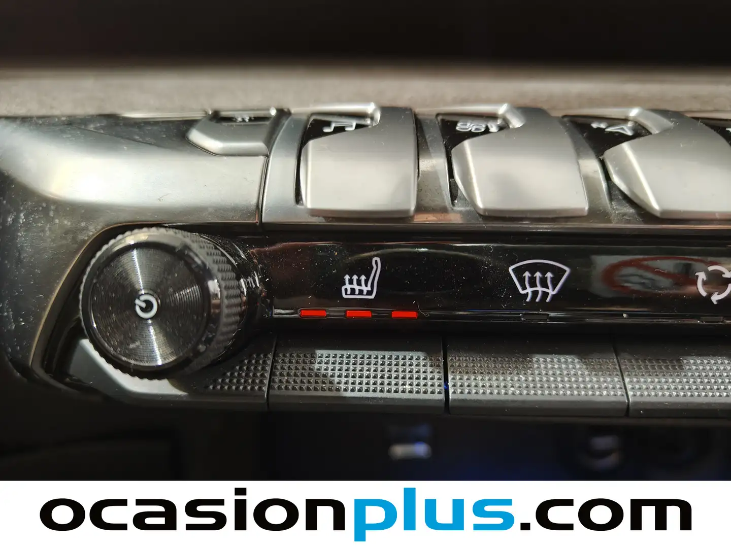 Foto Peugeot 3008 Peugeot 3008 BlueHDi 180 S&S GT EAT8 (180 CV)