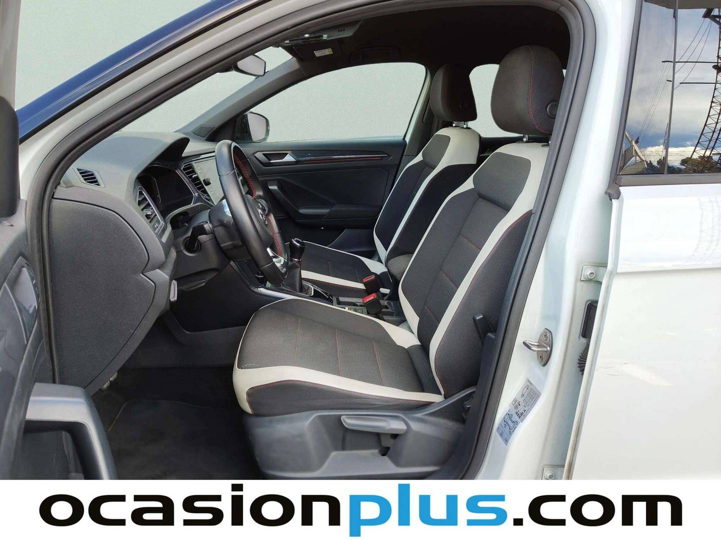 Foto asientos delanteros Volkswagen T-Roc Volkswagen T-Roc Sport 1.6 TDI (115 CV)
