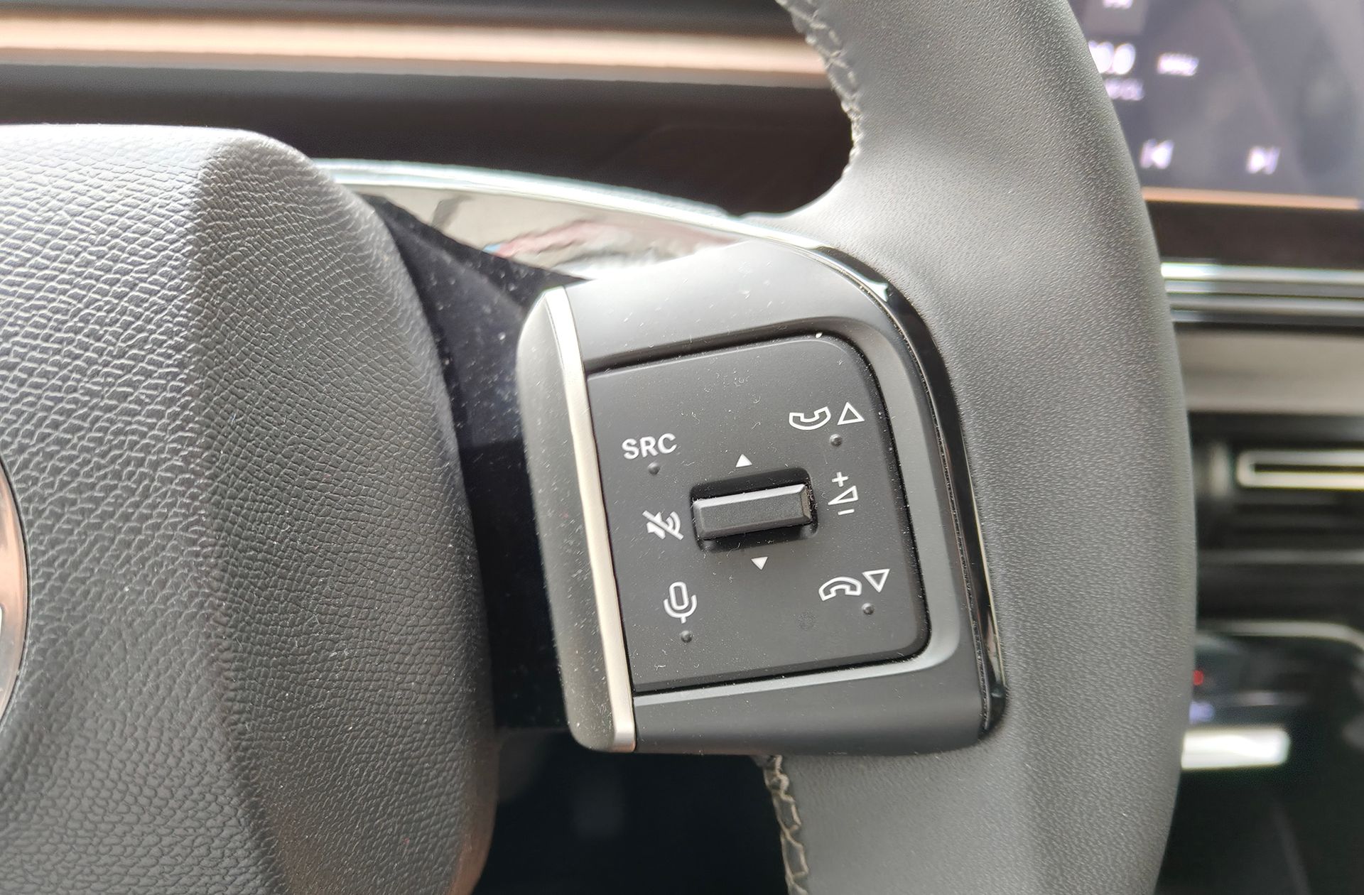 Citroën C3 Aircross Hybrid 145 Plus e-DCS6 - foto 24
