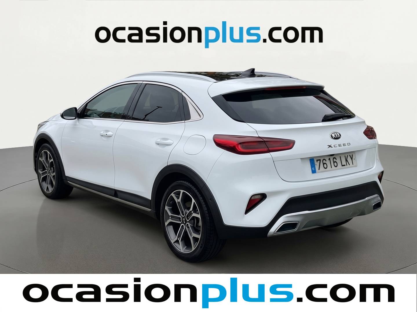 Foto trasera KIA XCeed KIA XCeed 1.0 T-GDi Emotion (120 CV) izquierda